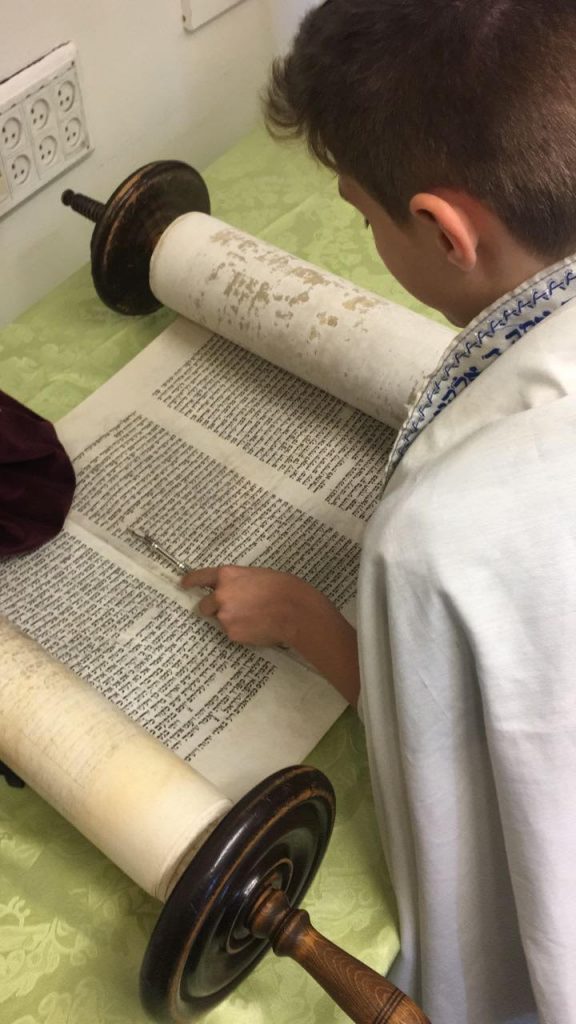 בר-מצווה-ספר-תורה