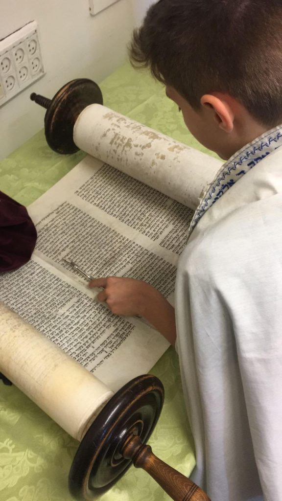 בר-מצווה-ספר-תורה
